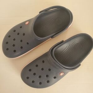 NWOT Crocs